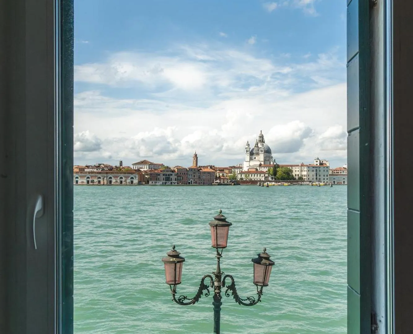 3 Windows On St Mark - Waterfront Apartment Venice 0*,  Italy