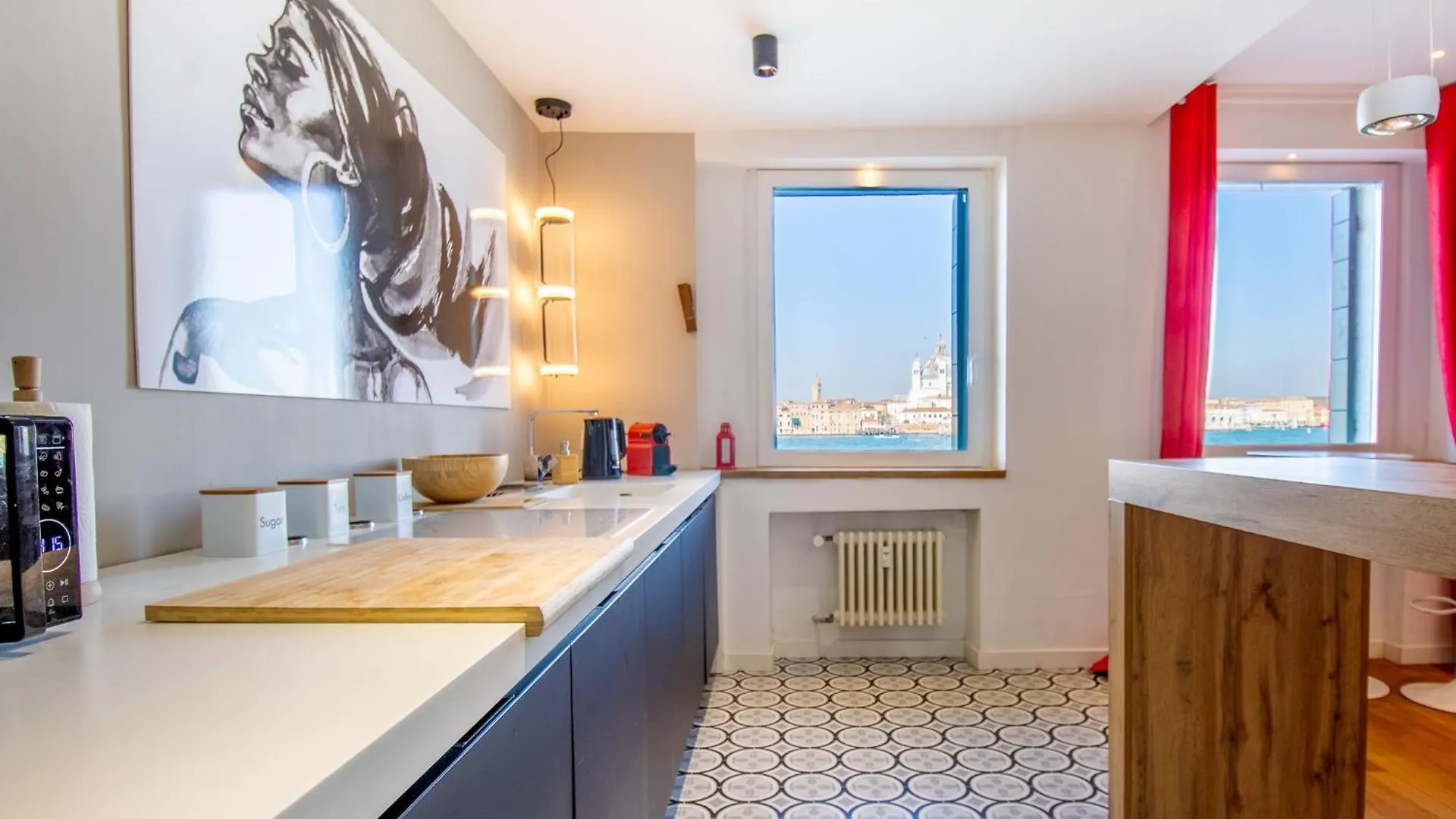 3 Windows On St Mark - Waterfront Apartment Italy