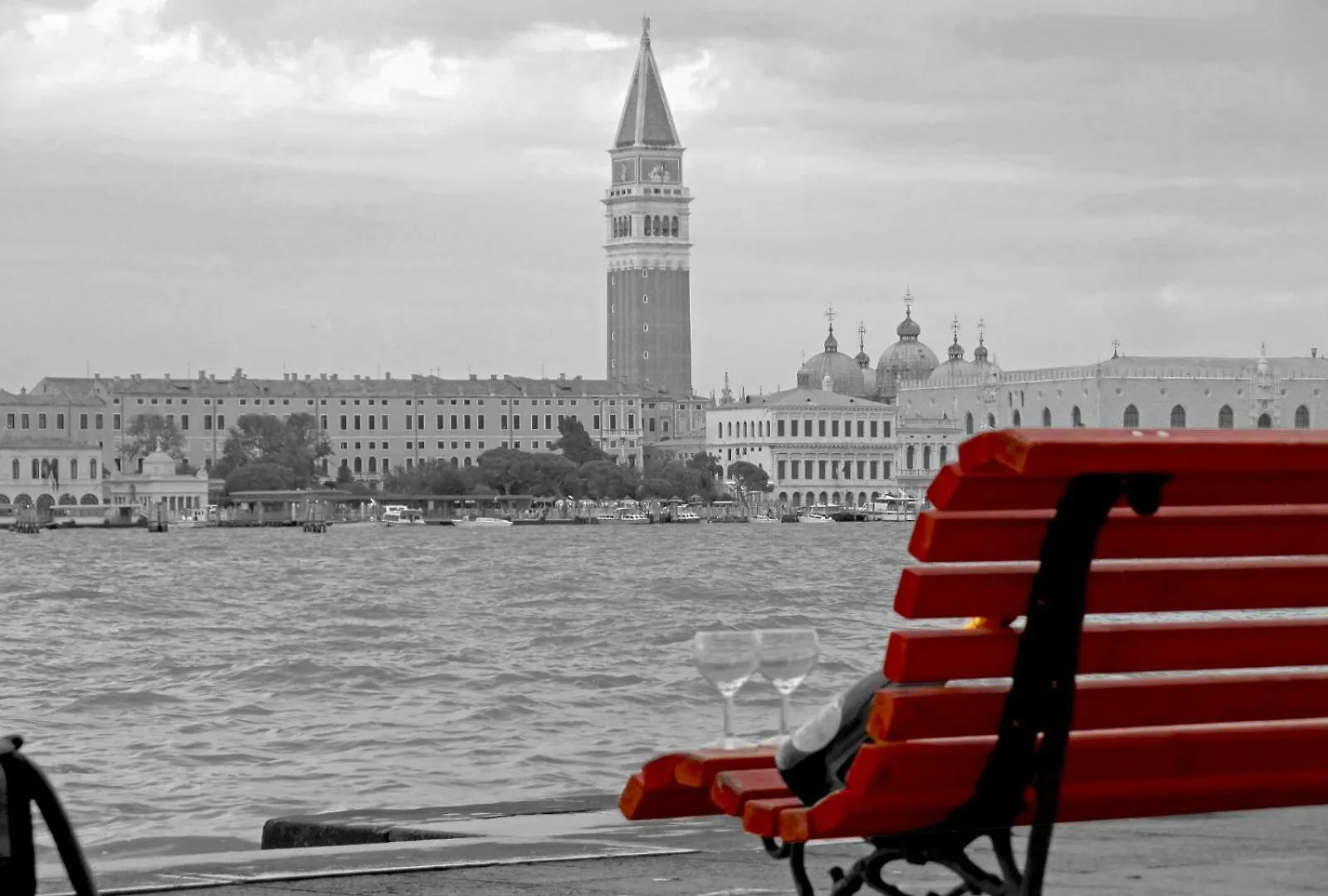 3 Windows On St Mark - Waterfront Apartment Venice