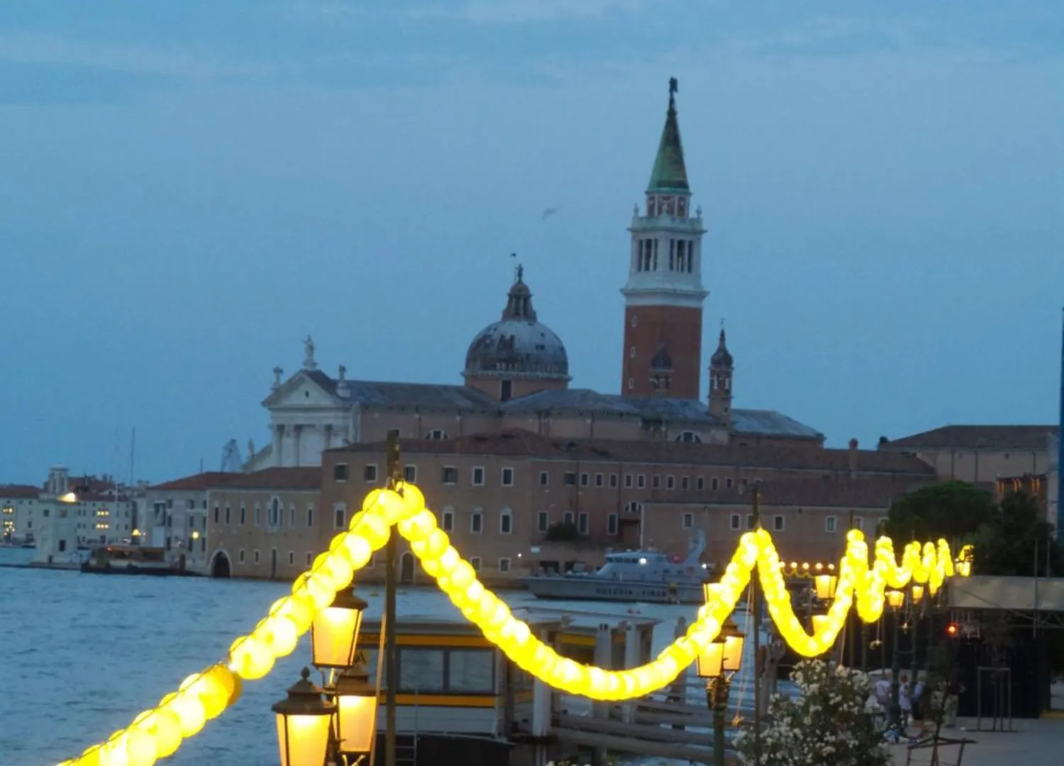 3 Windows On St Mark - Waterfront Apartment Venice