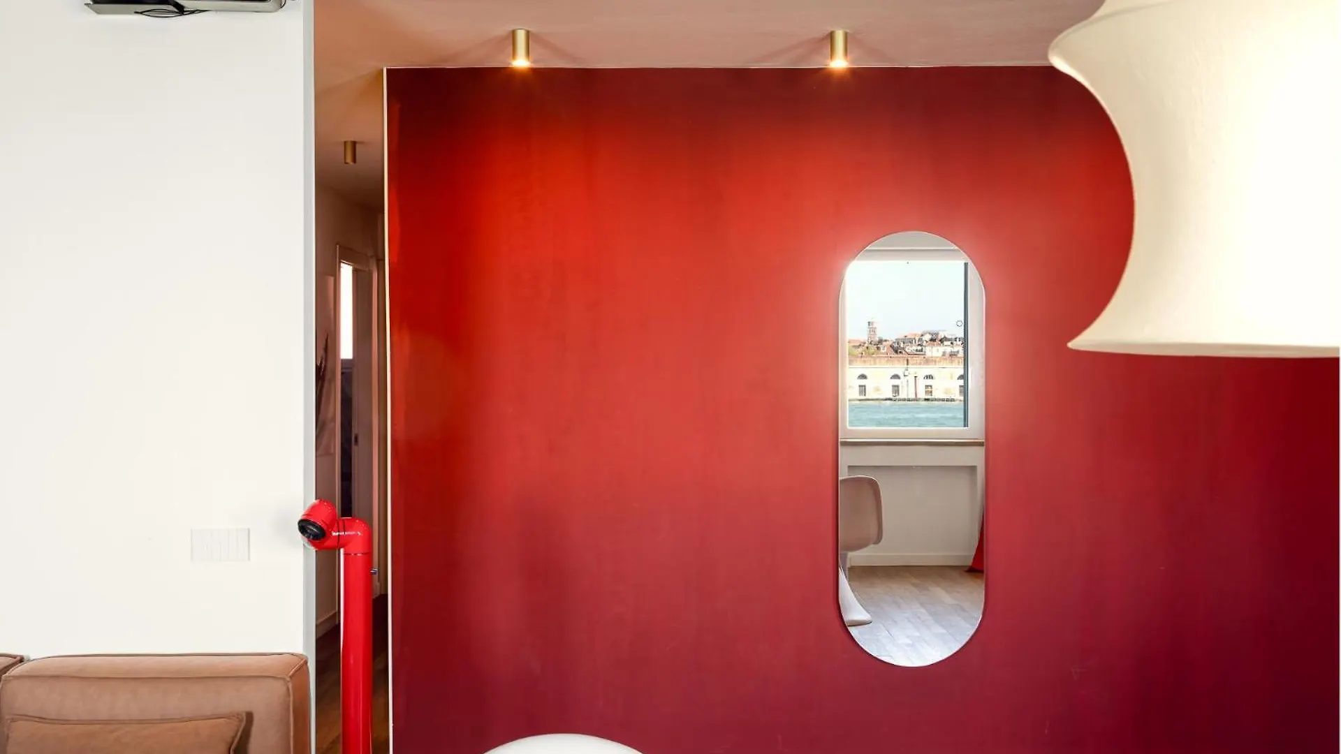 3 Windows On St Mark - Waterfront Apartment Venice Italy