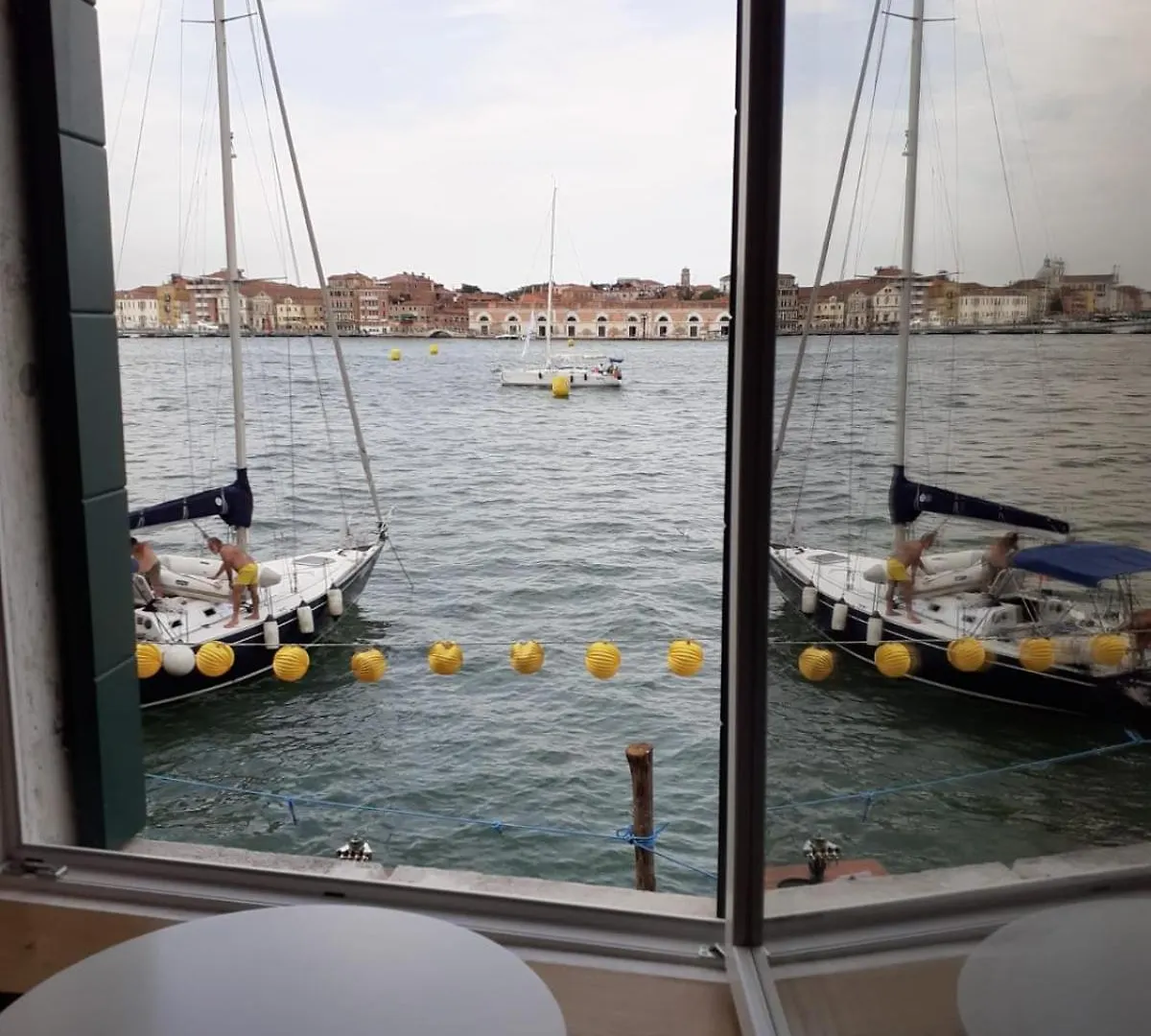 3 Windows On St Mark - Waterfront Apartment Venice