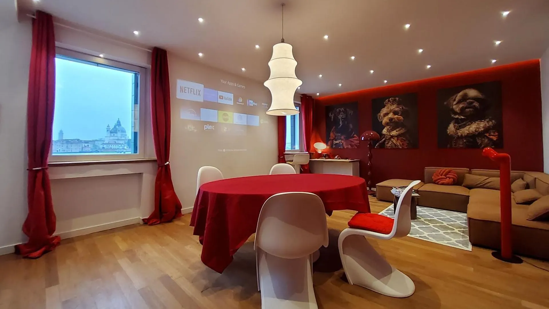 3 Windows On St Mark - Waterfront Apartment Venice Italy